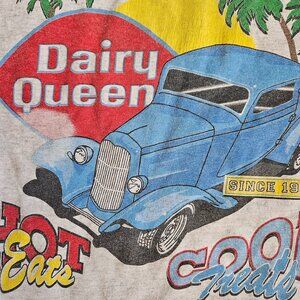 vintage y2k dairy queen t shirt size M